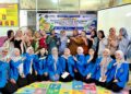 Ubah Sampah Jadi Berkah, Mahasiswa PPG FKIP UMSU Berdayakan Ibu-Ibu PKK Lewat Eco Craft